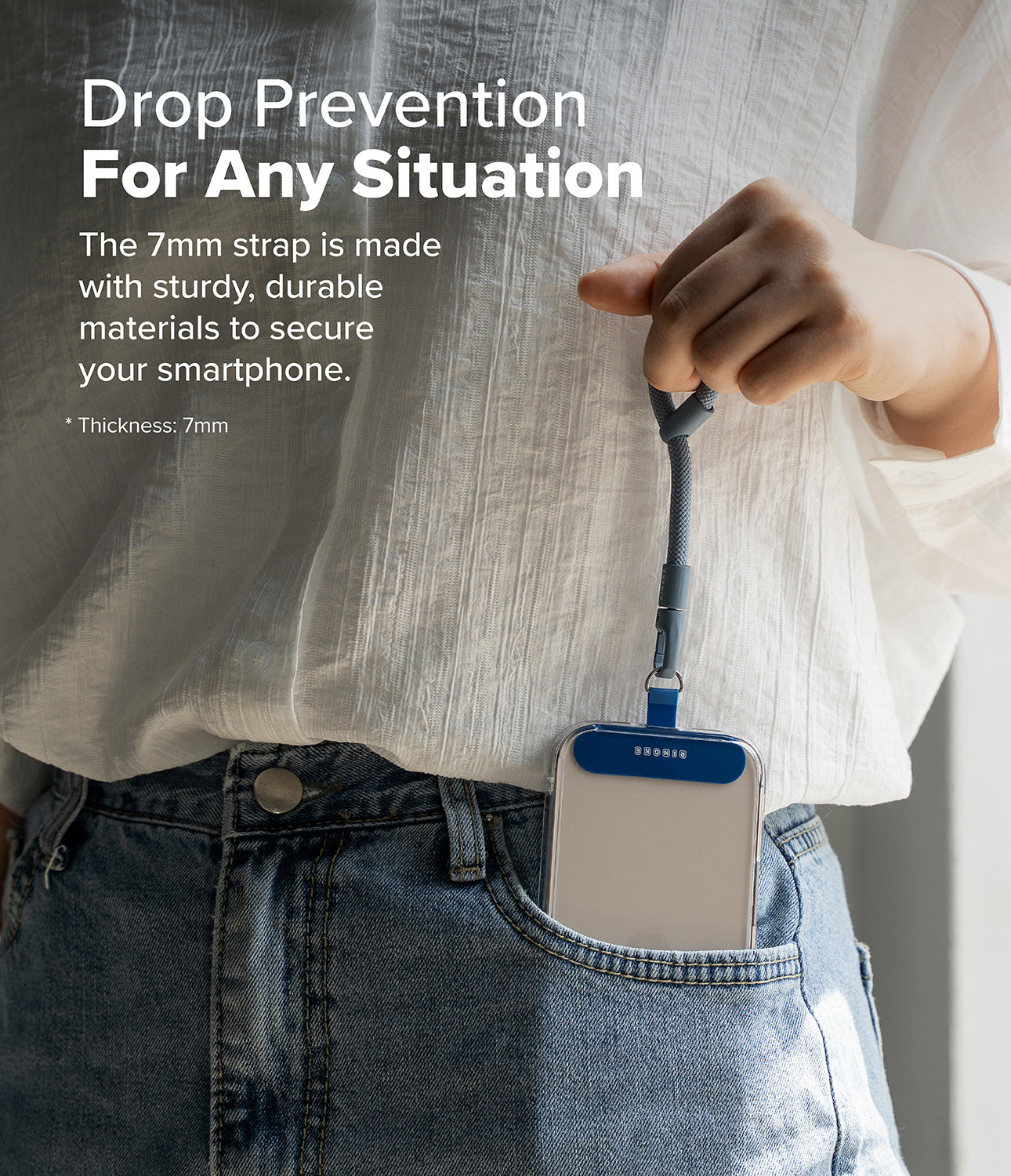 Ringke Holder Link Flow Finger RIng shown in use, featureing a 7mm thick durable strap securely attached to a smartphone for drop prevention in everyday situation