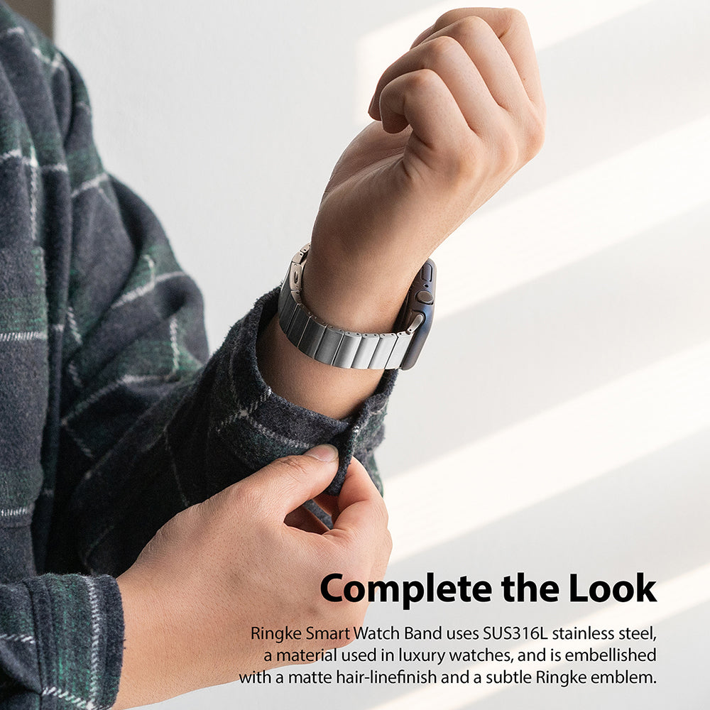 SUS316L stainless steel for a matte hairline finish and a subtle ringke emblem