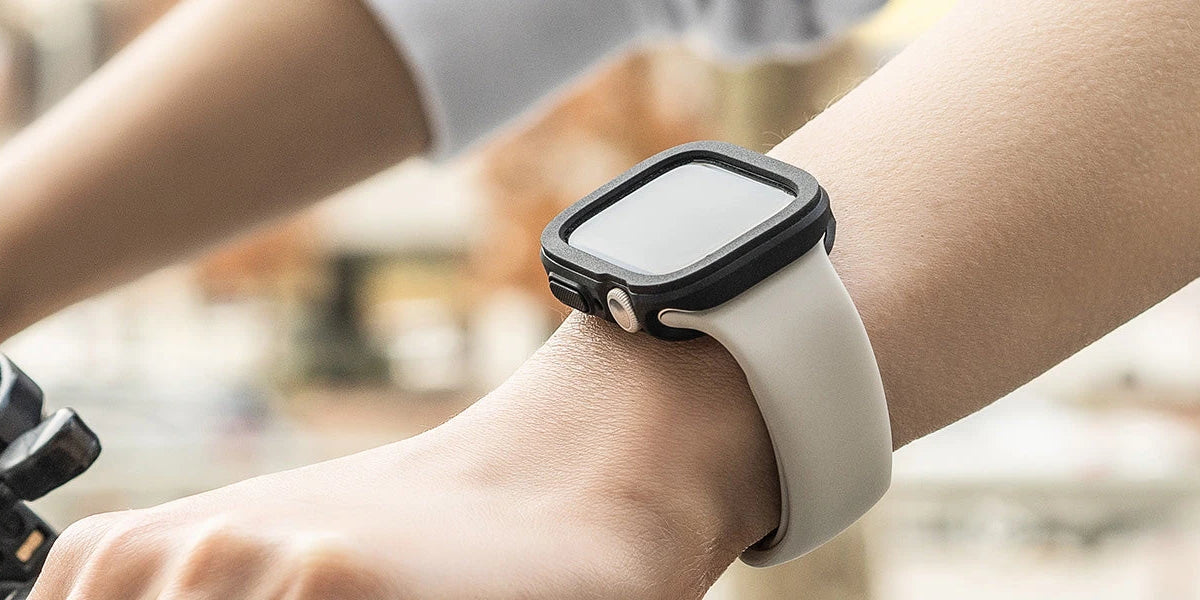 Apple watch 42mm on woman's wrist sales