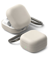 Galaxy Buds 4 Pro / 4 Case | Silicone - Two beige silicone cases for Galaxy Buds, one open and one closed, each with a metal carabiner.