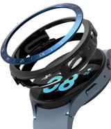 Galaxy Watch 5 44mm | Air Sports Black + Bezel Styling - Exploded view of a blue bezel ring and black watch case cover.