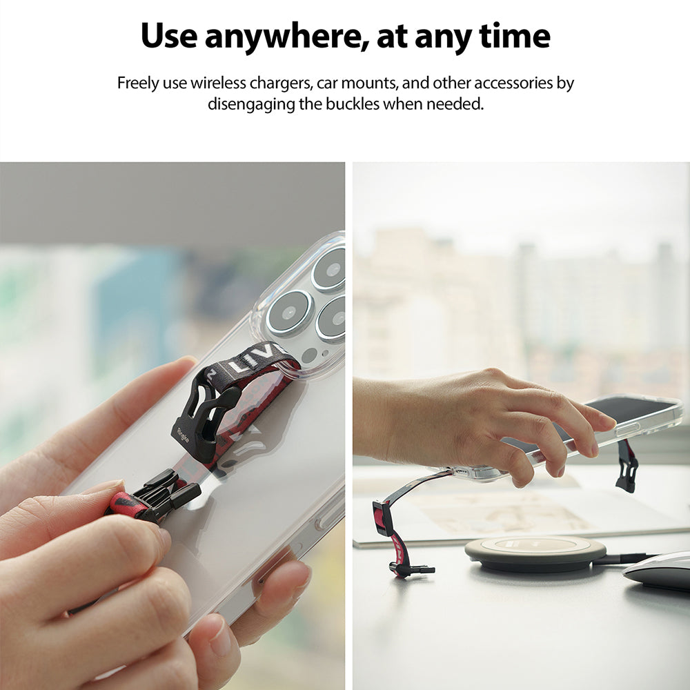 Freely use other accessories by disengaging the buckles when needed