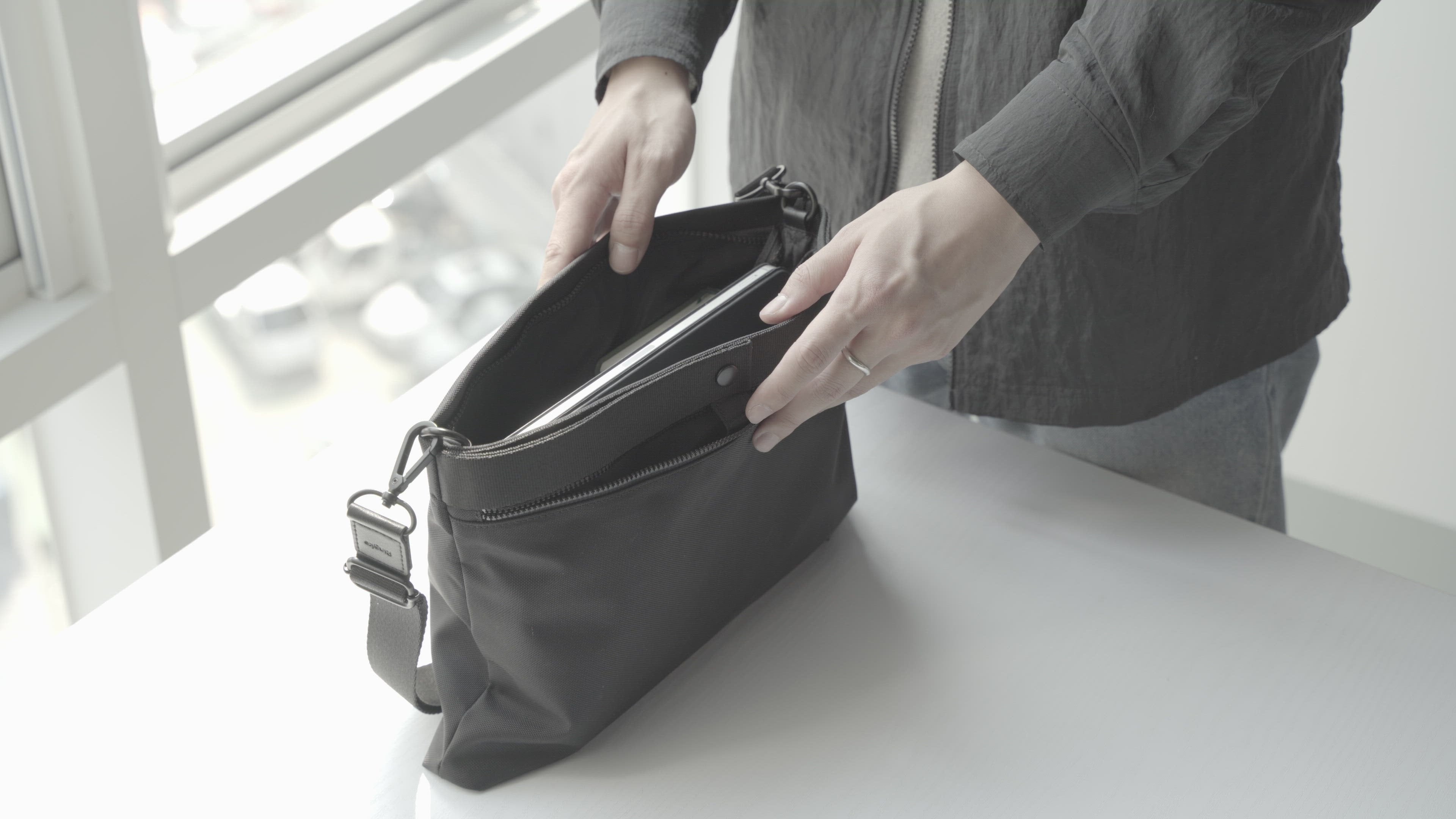 Made for people of all ages, sizes, and genders! Perfect for any occasion like school, traveling, shopping, or daily life.